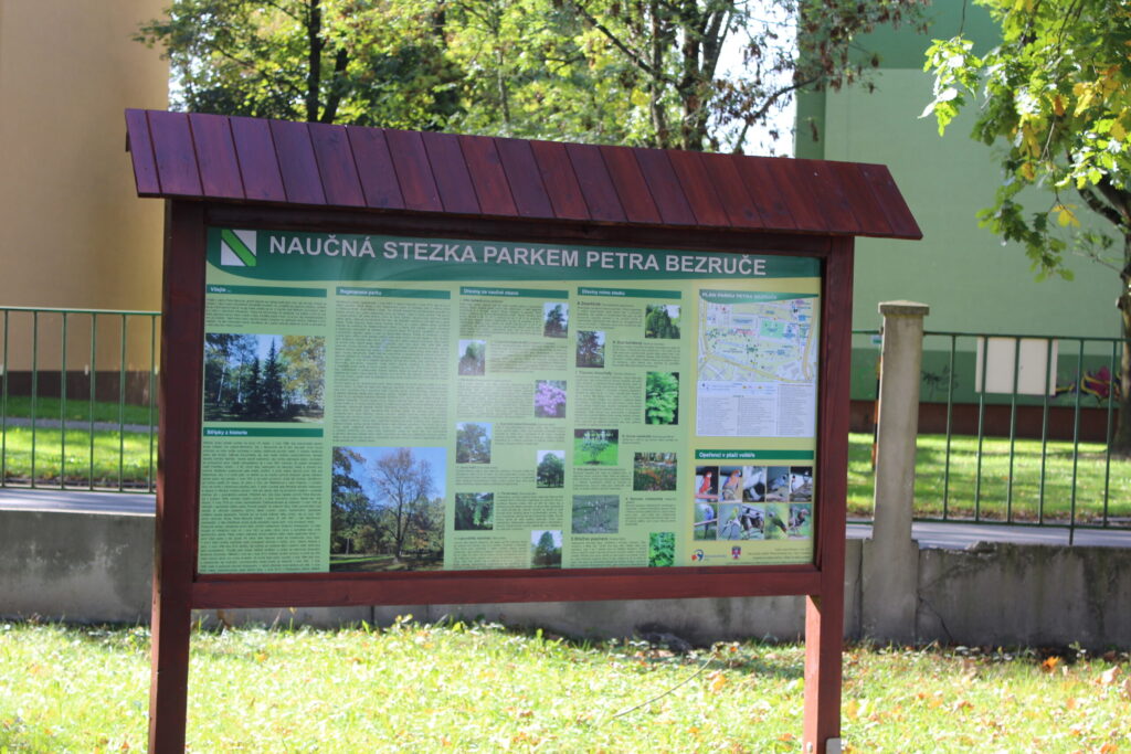 Hobby Park i Petr Bezruc Garden w Bohuminie z psem – zdjęcie 2