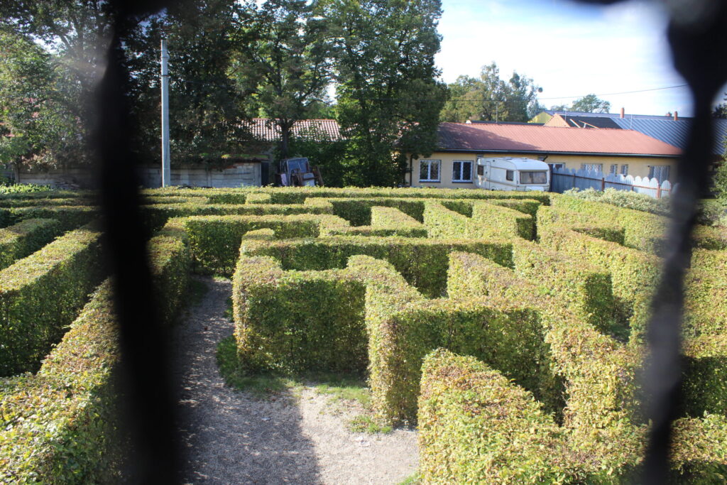 Hobby Park i Petr Bezruc Garden w Bohuminie z psem – zdjęcie 10