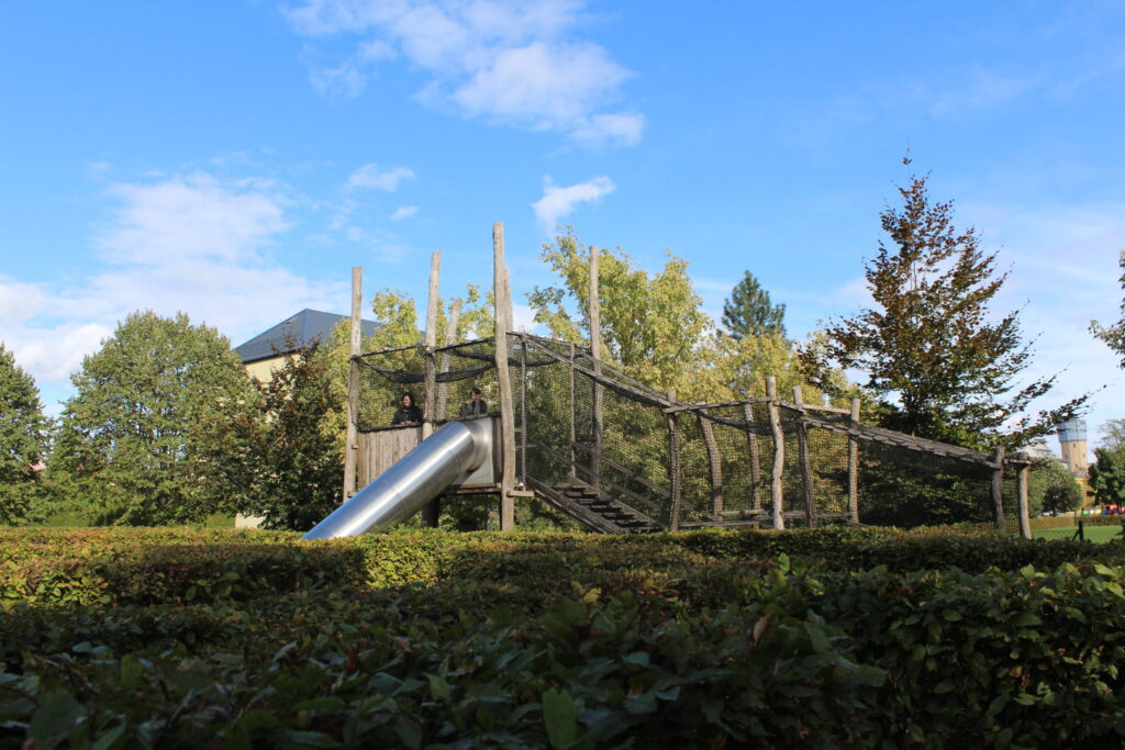 Hobby Park i Petr Bezruc Garden w Bohuminie z psem – zdjęcie 15